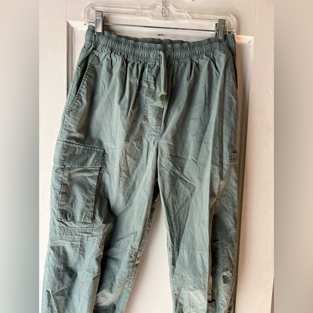 Sweaty Betty Quinn Cargo Ankle Pants Joggers M - Picture 5 of 10